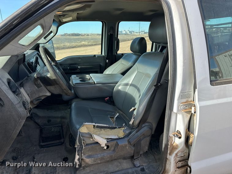 image for item DQ7727 2012 Ford F350 Super Duty Crew Cab pickup truck