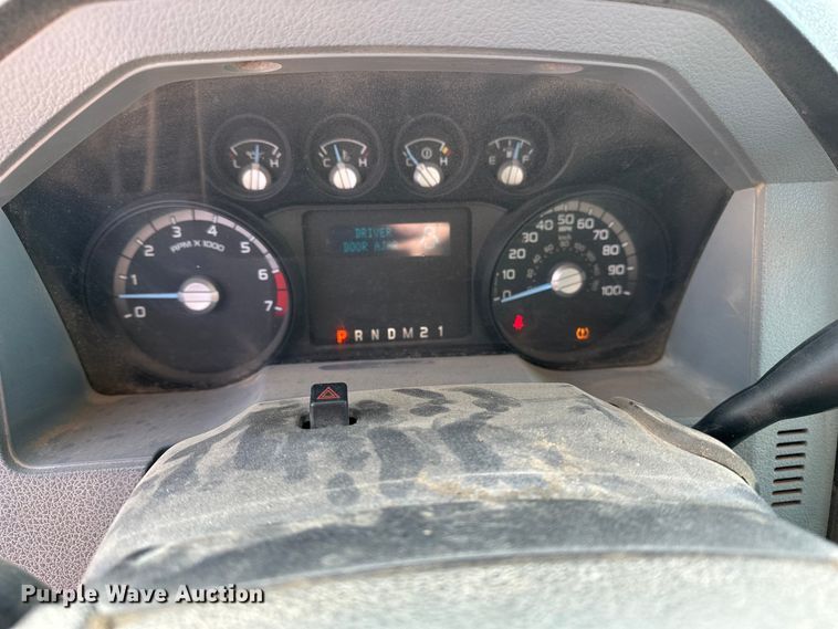 image for item DQ7727 2012 Ford F350 Super Duty Crew Cab pickup truck