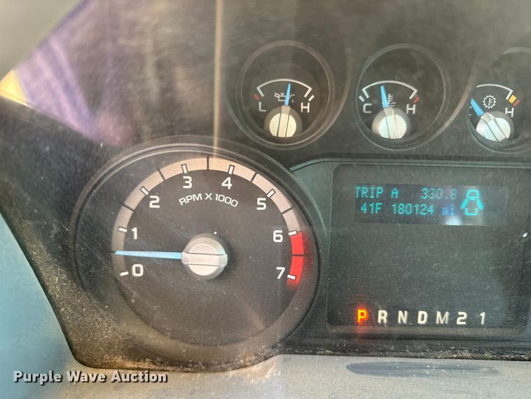 image for item DQ7727 2012 Ford F350 Super Duty Crew Cab pickup truck