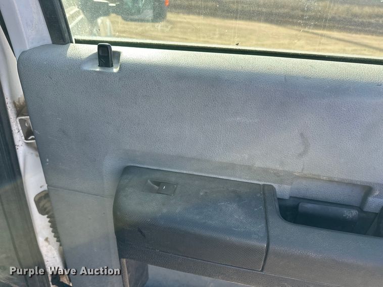 image for item DQ7727 2012 Ford F350 Super Duty Crew Cab pickup truck