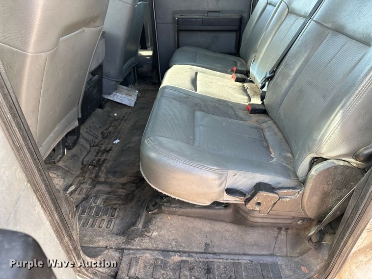 image for item DQ7727 2012 Ford F350 Super Duty Crew Cab pickup truck