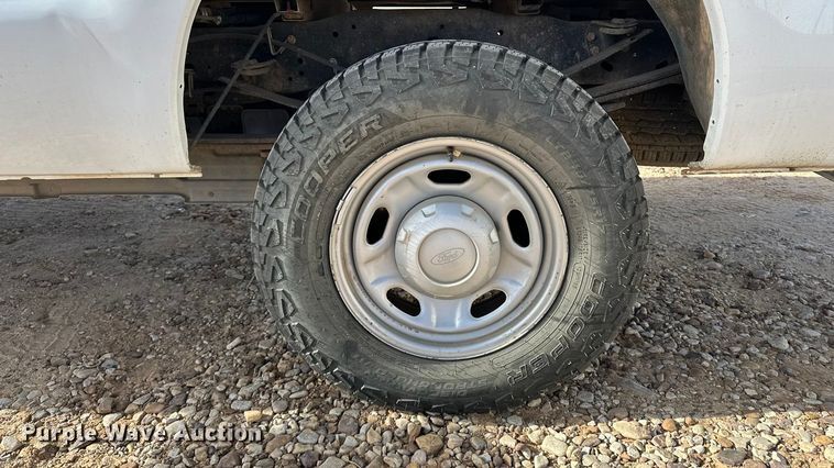 image for item DQ7727 2012 Ford F350 Super Duty Crew Cab pickup truck