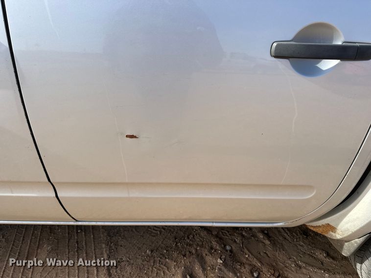 image for item DQ7728 2019 Nissan Frontier Crew Cab pickup truck