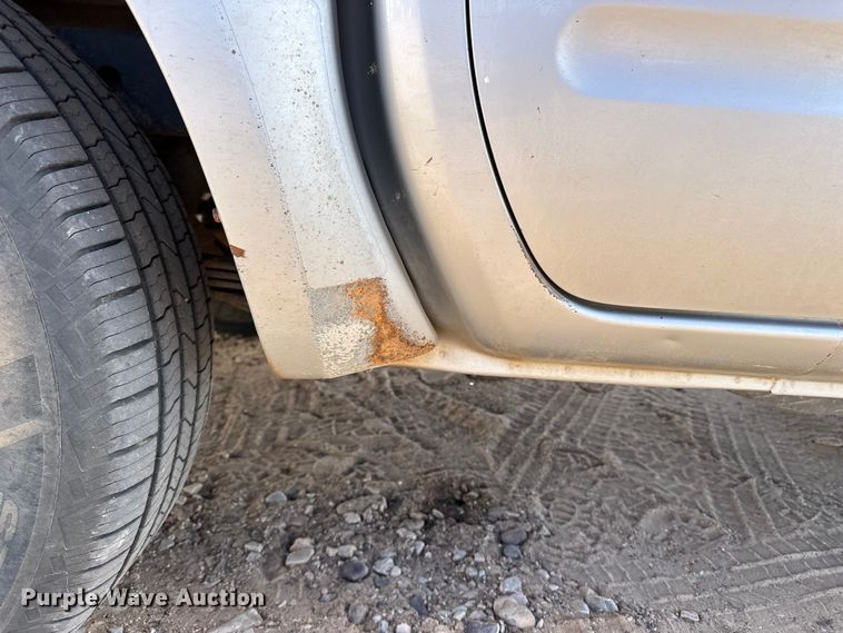 image for item DQ7728 2019 Nissan Frontier Crew Cab pickup truck