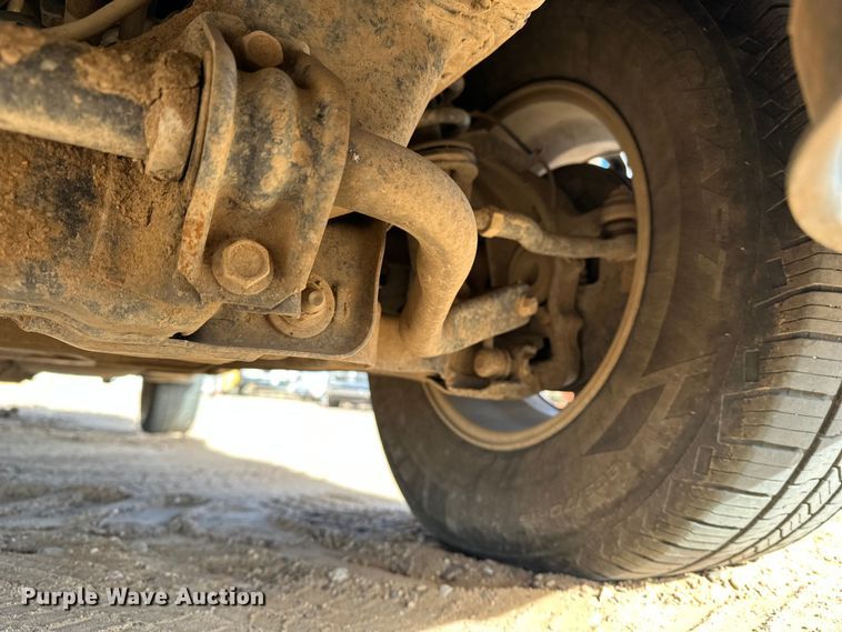 image for item DQ7728 2019 Nissan Frontier Crew Cab pickup truck