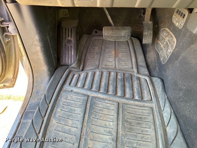 image for item DQ7728 2019 Nissan Frontier Crew Cab pickup truck