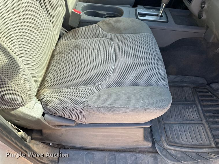 image for item DQ7728 2019 Nissan Frontier Crew Cab pickup truck