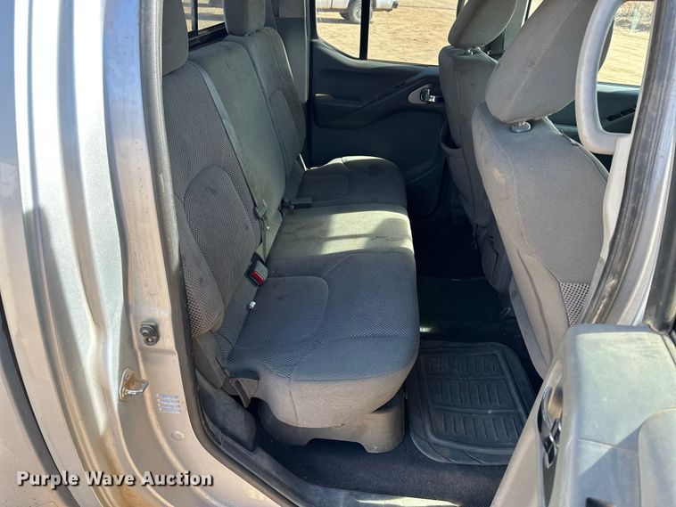 image for item DQ7728 2019 Nissan Frontier Crew Cab pickup truck