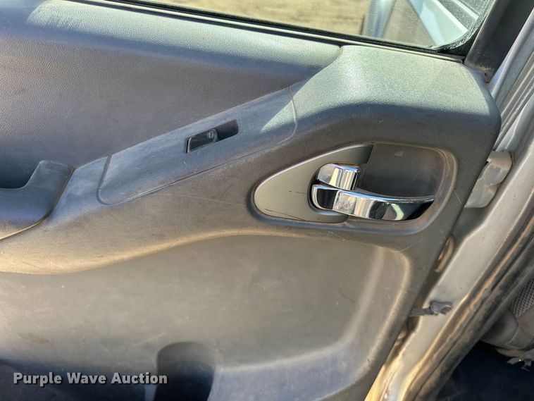 image for item DQ7728 2019 Nissan Frontier Crew Cab pickup truck