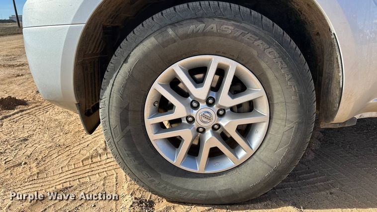 image for item DQ7728 2019 Nissan Frontier Crew Cab pickup truck