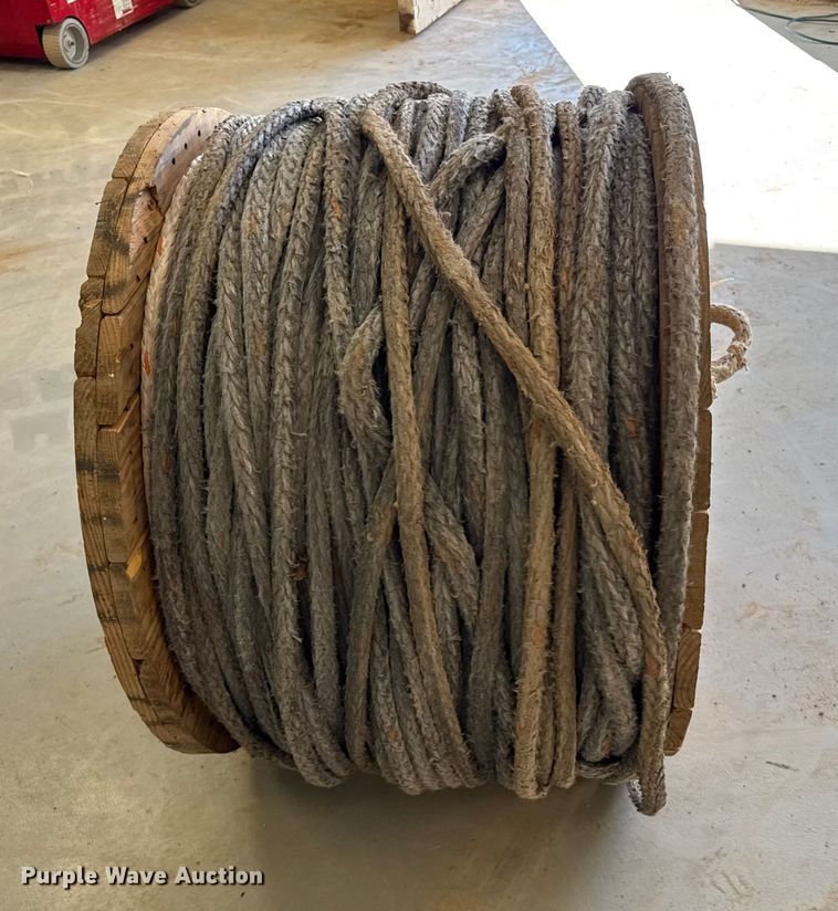 image for item DQ7750 iToolCo MVP20K skid steer wire puller