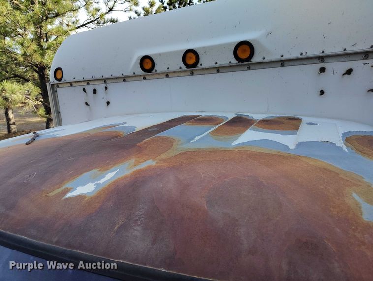 image for item DT0771 2000 GMC Savana 3500 box truck