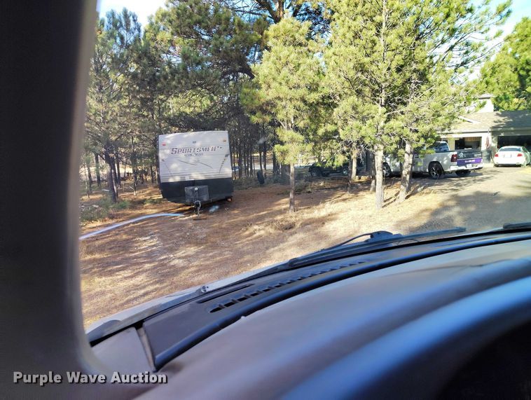 image for item DT0771 2000 GMC Savana 3500 box truck