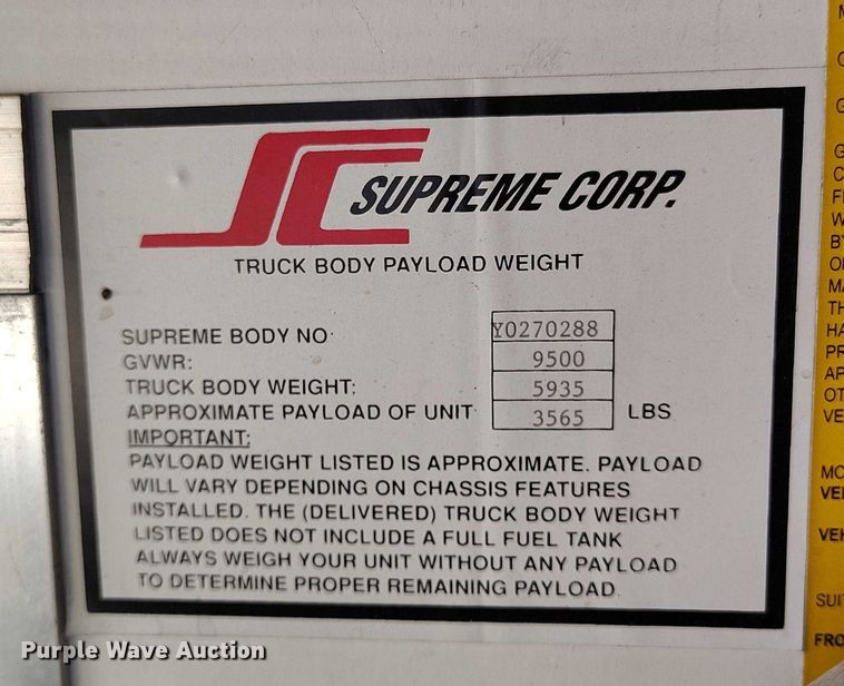 image for item DT0771 2000 GMC Savana 3500 box truck