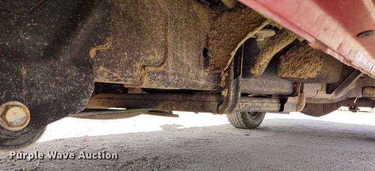 image for item DT0773 2016 RAM 3500 Crew Cab flatbed pickup truck