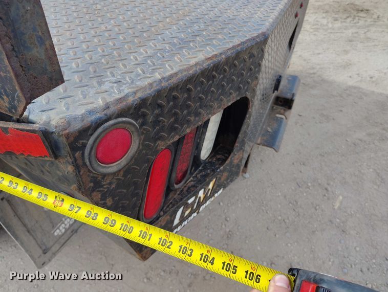 image for item DT0774 2018 Chevrolet Silverado 3500HD Crew Cab flatbed pickup truck