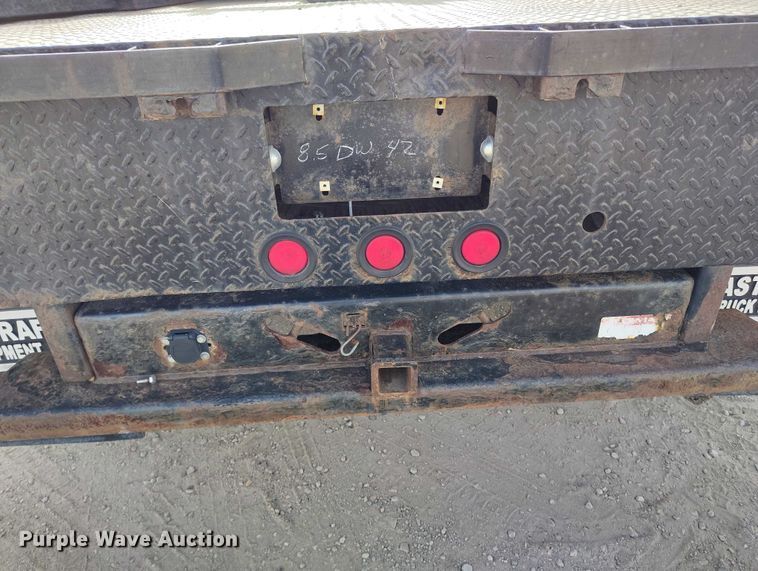 image for item DT0775 2016 RAM 3500 Crew Cab flatbed pickup truck