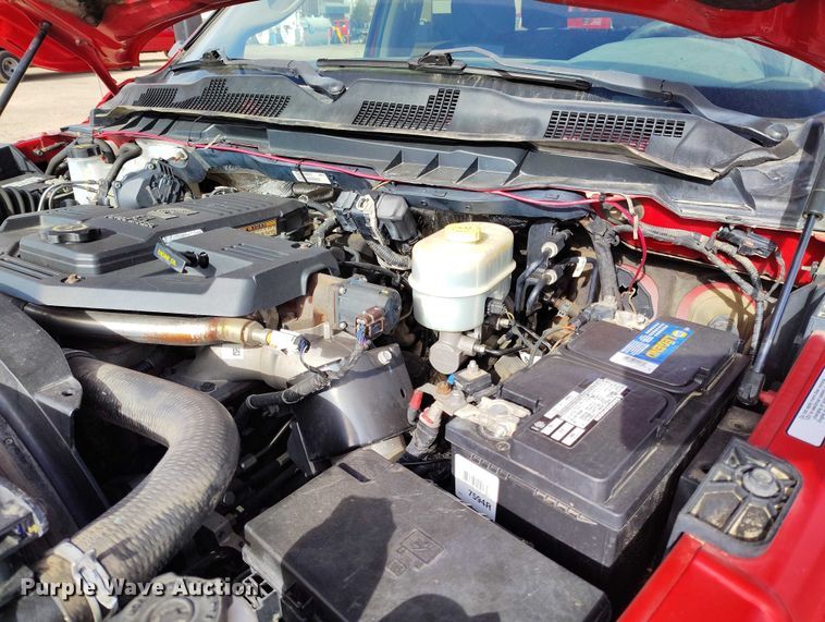 image for item DT0775 2016 RAM 3500 Crew Cab flatbed pickup truck