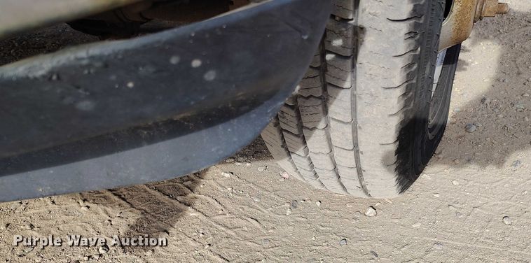 image for item DT0775 2016 RAM 3500 Crew Cab flatbed pickup truck