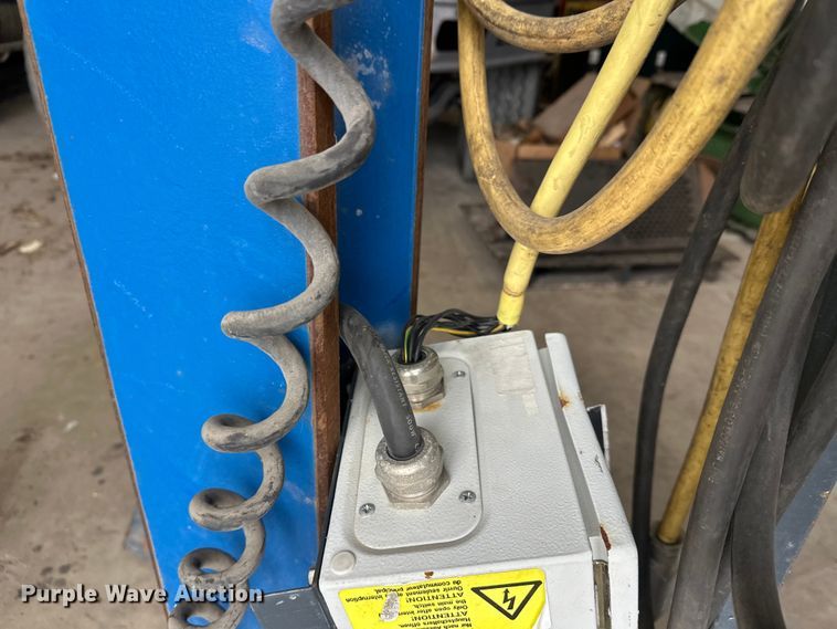 image for item DT6411 (4) Maha MCL 16 column lifts