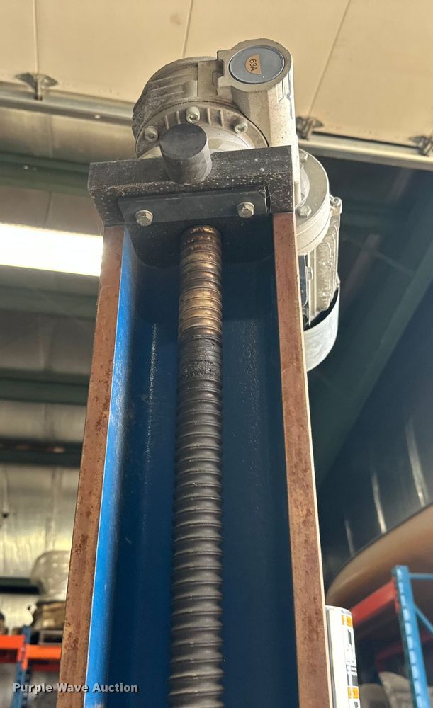 image for item DT6411 (4) Maha MCL 16 column lifts