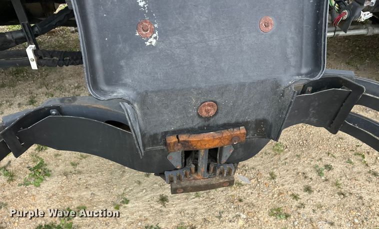 image for item DT6424 2011 Mack LEU613 refuse truck