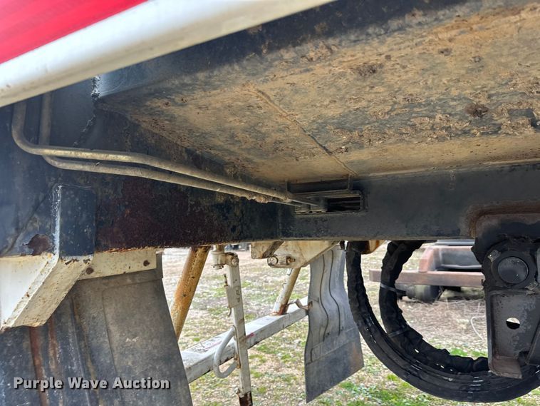 image for item DT6424 2011 Mack LEU613 refuse truck