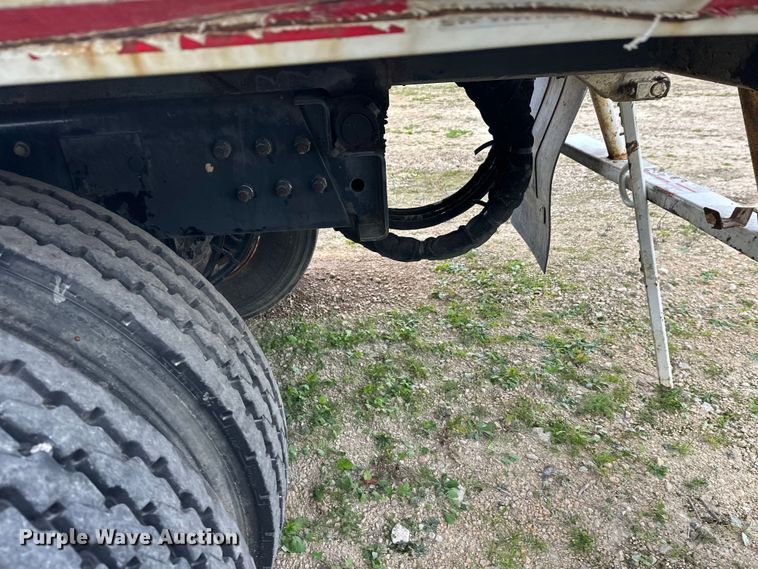 image for item DT6424 2011 Mack LEU613 refuse truck