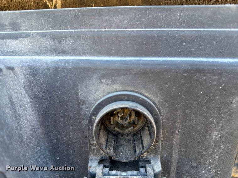 image for item DX5877 2015 Chevrolet Silverado 2500HD Crew Cab pickup truck