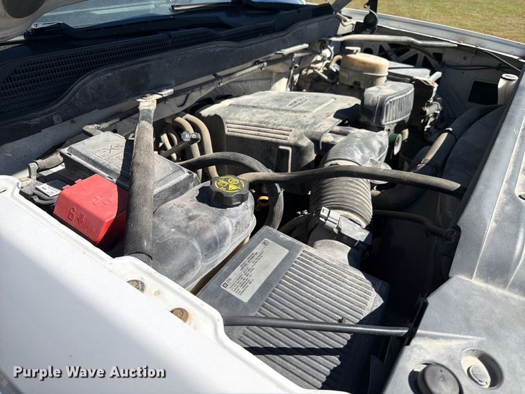 image for item DX5877 2015 Chevrolet Silverado 2500HD Crew Cab pickup truck