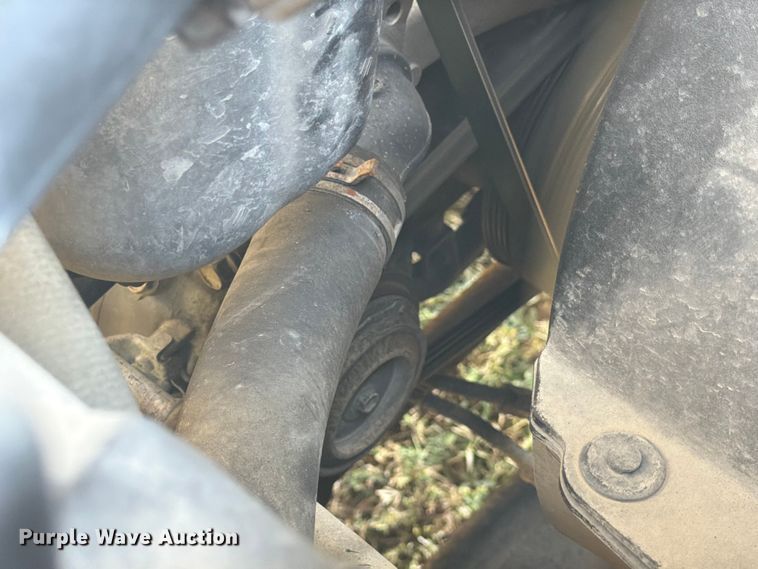 image for item DX5877 2015 Chevrolet Silverado 2500HD Crew Cab pickup truck