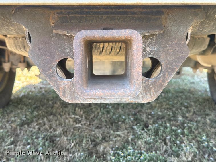 image for item DX5878 2019 Chevrolet Silverado 2500HD Crew Cab utility bed pickup truck