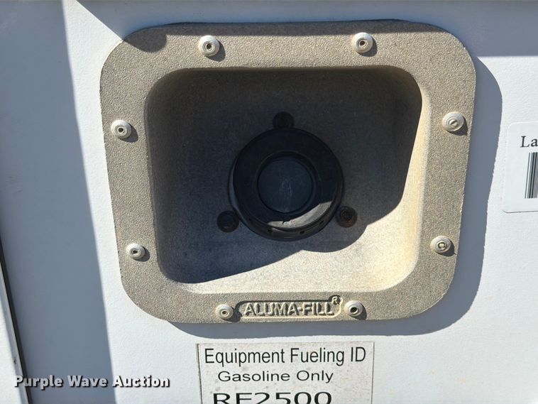 image for item DX5878 2019 Chevrolet Silverado 2500HD Crew Cab utility bed pickup truck