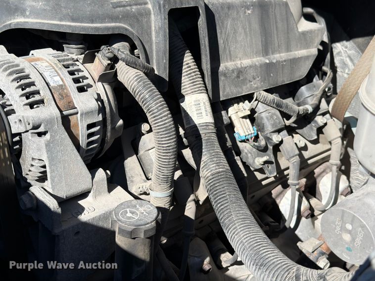 image for item DX5878 2019 Chevrolet Silverado 2500HD Crew Cab utility bed pickup truck