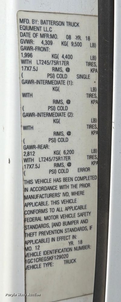 image for item DX5878 2019 Chevrolet Silverado 2500HD Crew Cab utility bed pickup truck