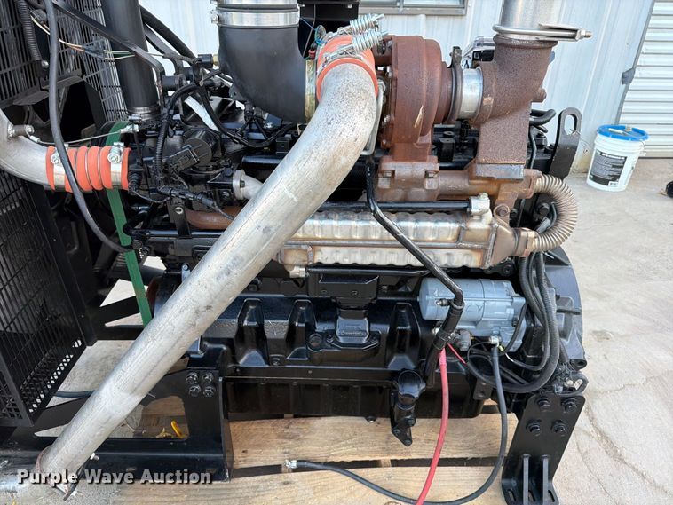 image for item DX5879 John Deere 6090 power unit