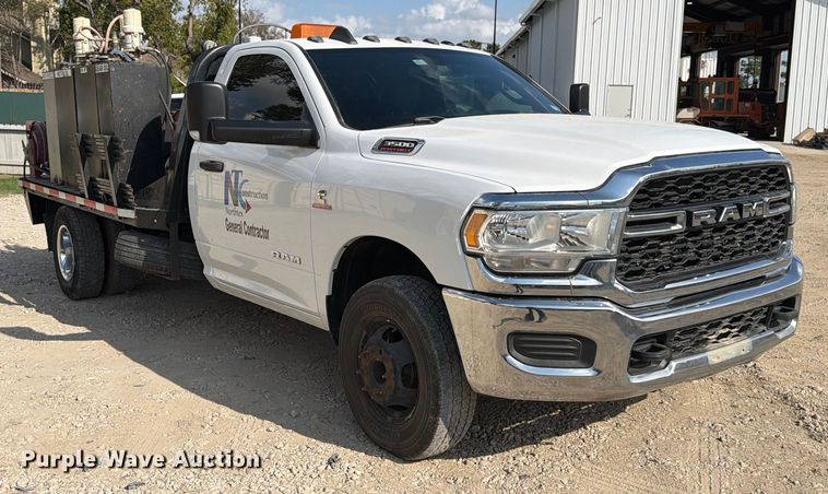 image for item DX5882 2022 RAM 3500 flatbed truck