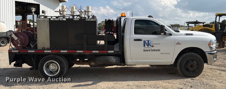 image for item DX5882 2022 RAM 3500 flatbed truck