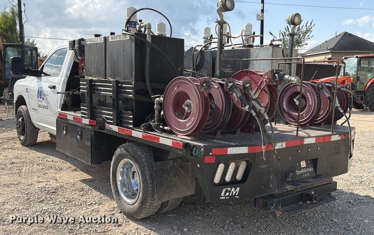 image for item DX5882 2022 RAM 3500 flatbed truck