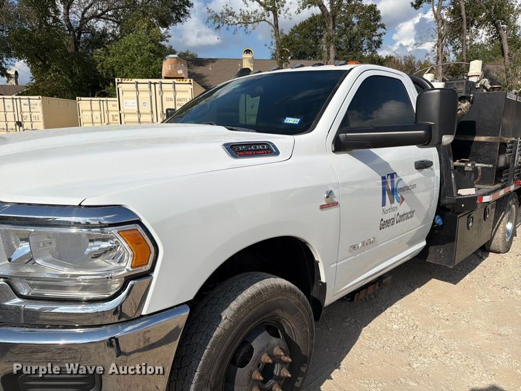 image for item DX5882 2022 RAM 3500 flatbed truck