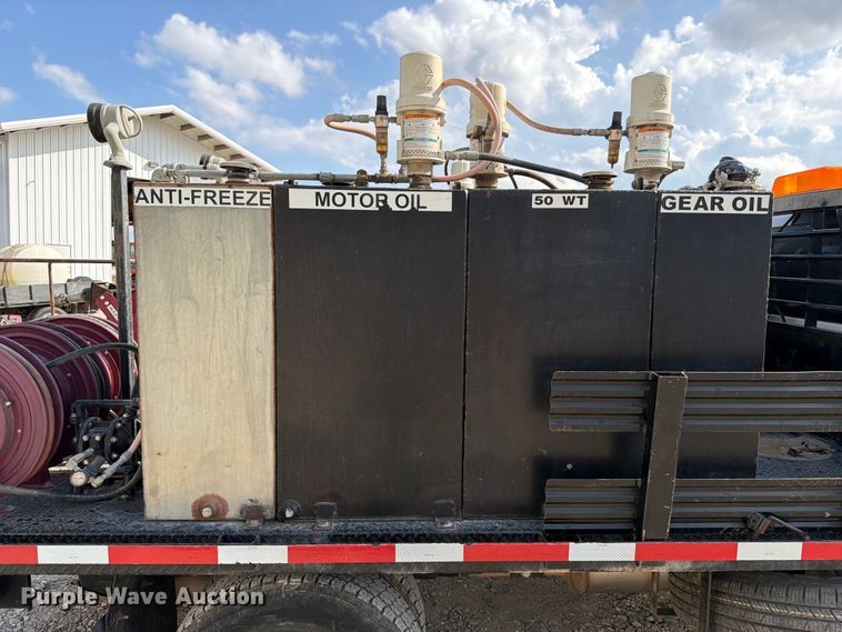 image for item DX5882 2022 RAM 3500 flatbed truck