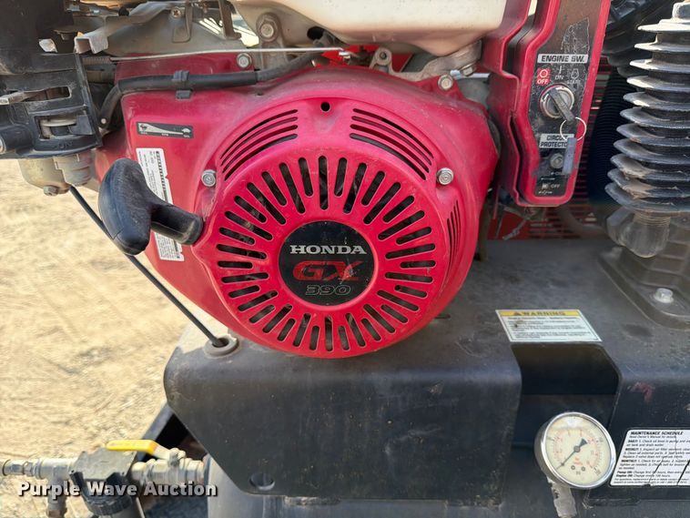 image for item DX5882 2022 RAM 3500 flatbed truck