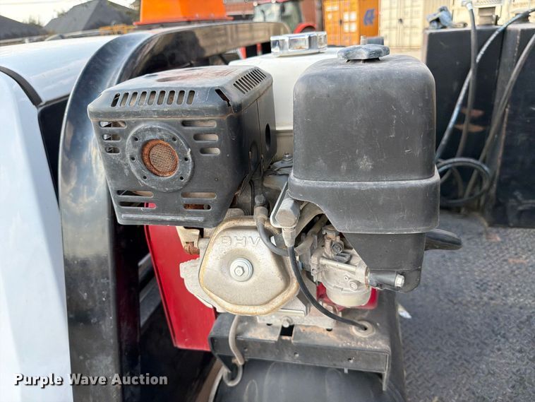 image for item DX5882 2022 RAM 3500 flatbed truck