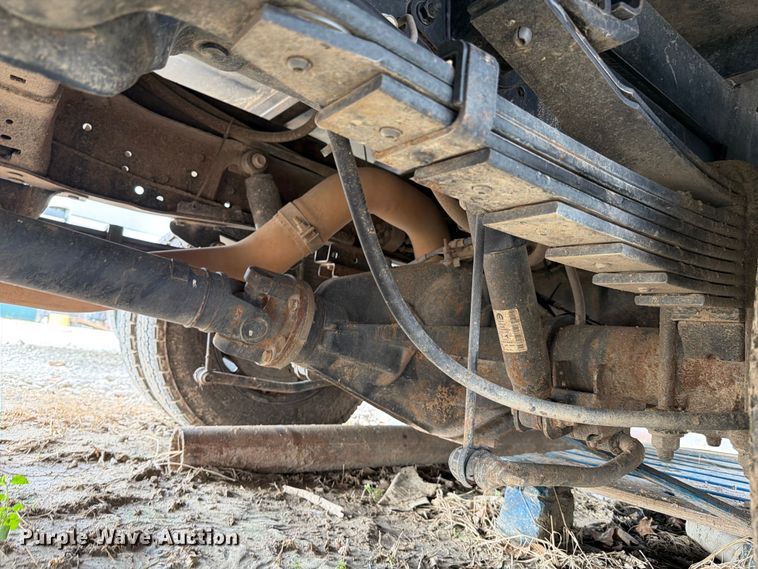 image for item DX5882 2022 RAM 3500 flatbed truck