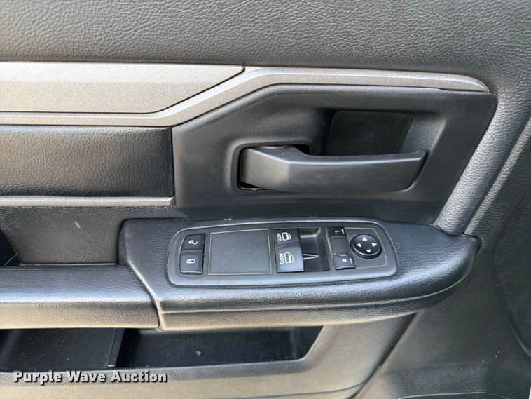 image for item DX5882 2022 RAM 3500 flatbed truck