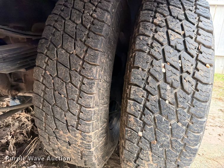 image for item DX5882 2022 RAM 3500 flatbed truck