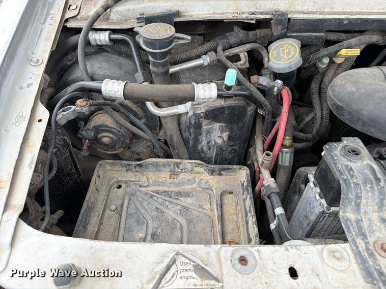 image for item DX5887 2000 Ford E350 box truck