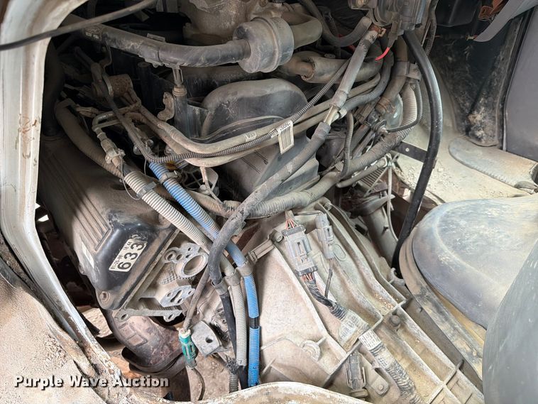 image for item DX5887 2000 Ford E350 box truck