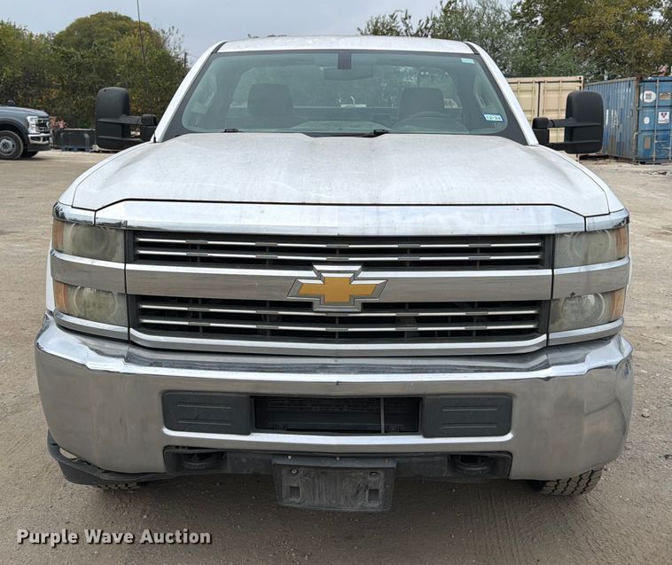 image for item DX5888 2015 Chevrolet Silverado 2500HD pickup truck