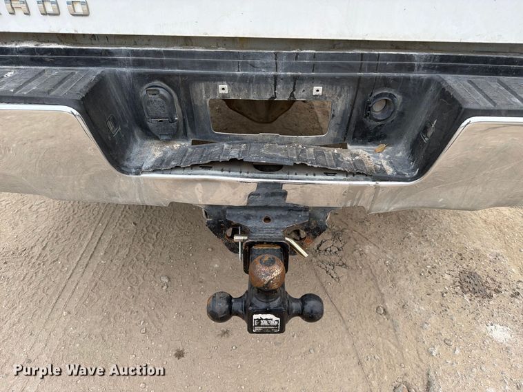 image for item DX5888 2015 Chevrolet Silverado 2500HD pickup truck